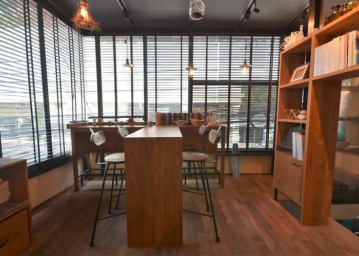 Lantern X Shophaus * Bangkok
